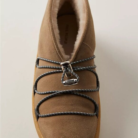 Free People Snowdrop Micro Mukluk Boots NWT size 7 Dust Bunny Suede Moccasins - Picture 3 of 14